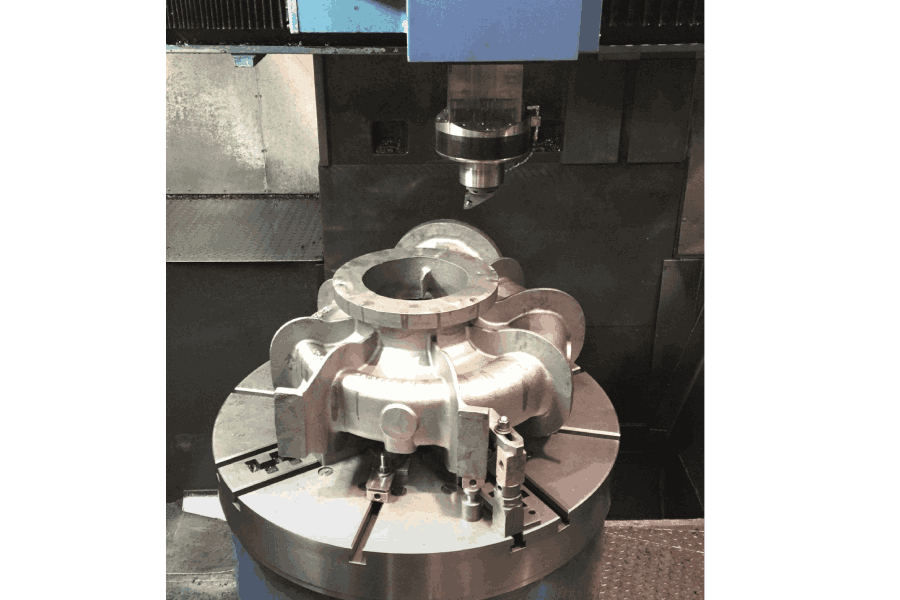 Centrifugal pump body machined by outsourced high-precision processes for critical sectors.