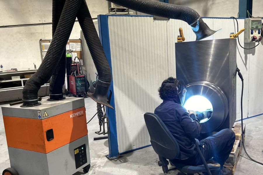Specialized welding applied to large components in industrial predictive maintenance